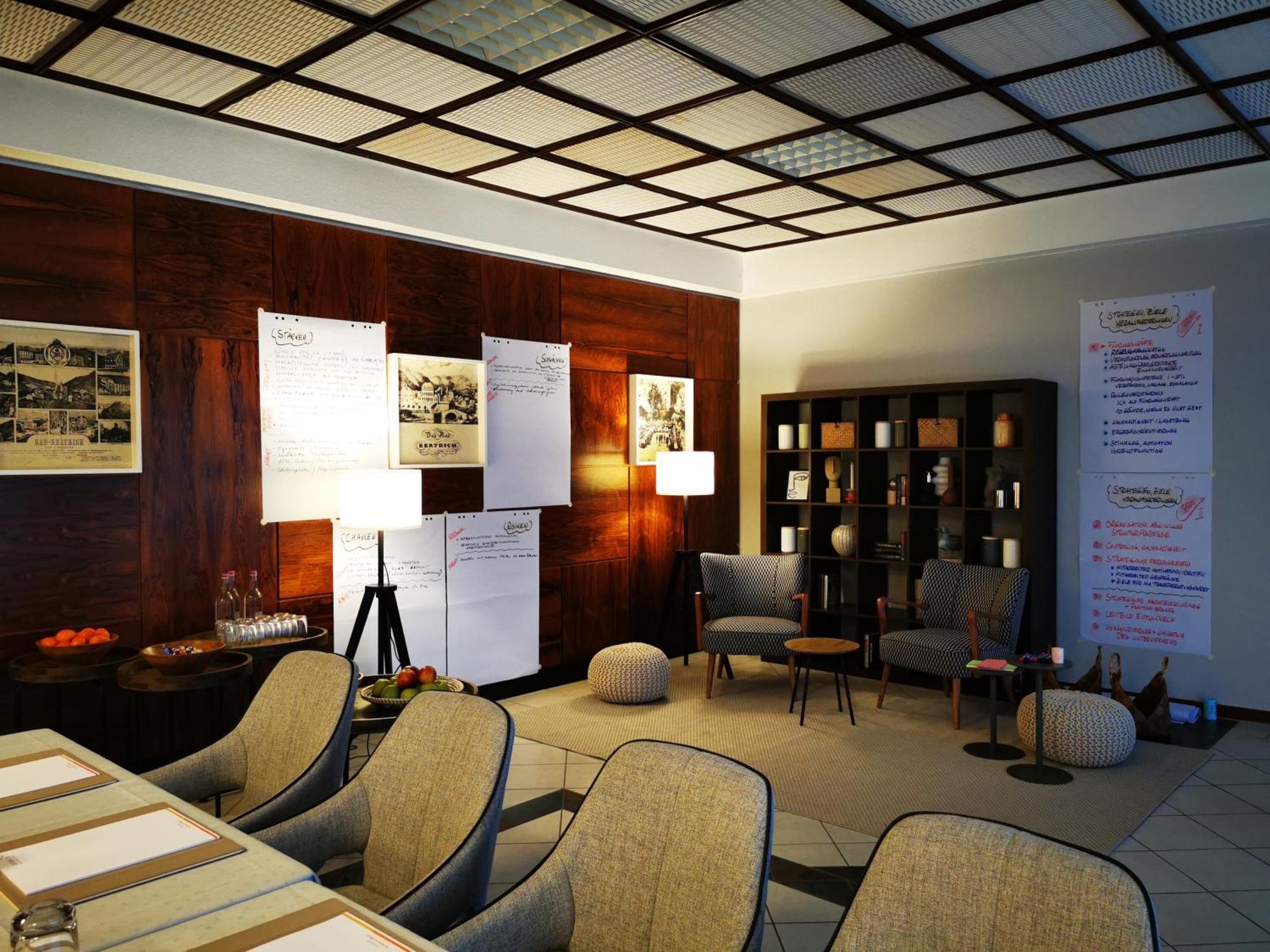 Hotel Alte Muehle Бад Бертрих Екстериор снимка