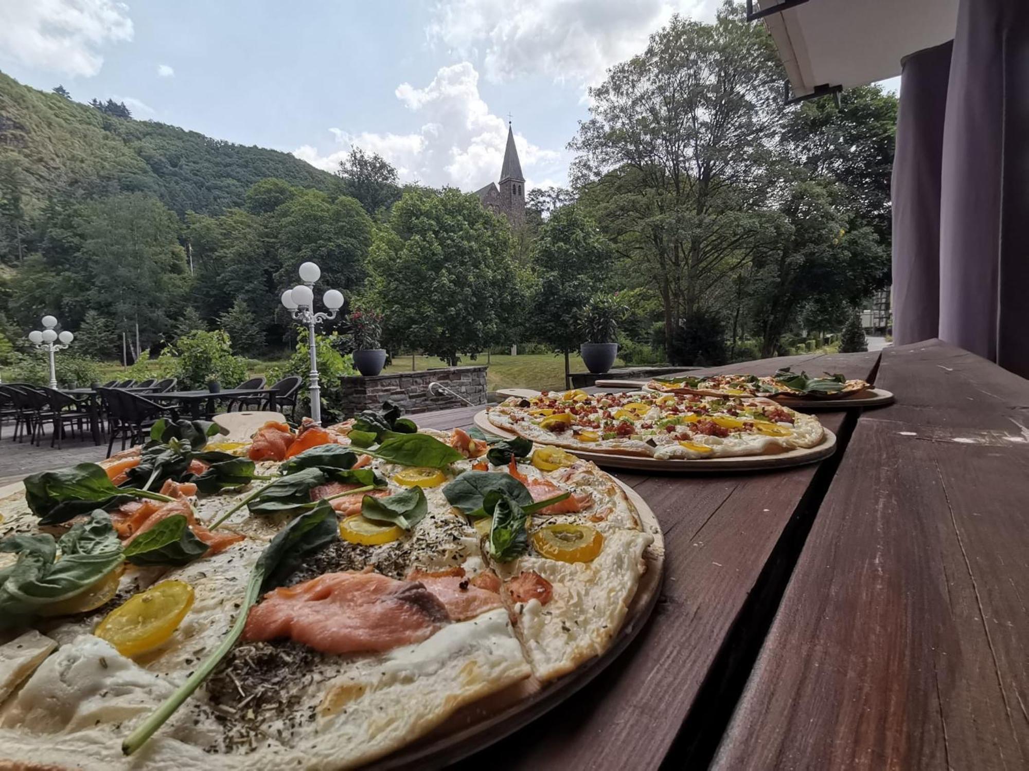 Hotel Alte Muehle Бад Бертрих Екстериор снимка