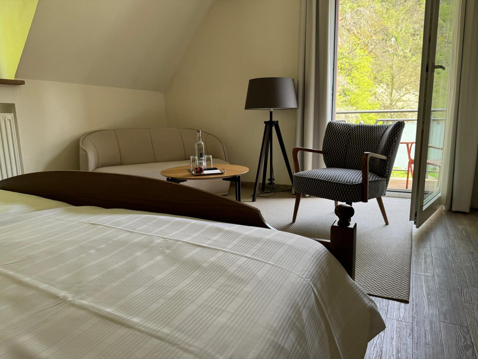 Hotel Alte Muehle Бад Бертрих Екстериор снимка