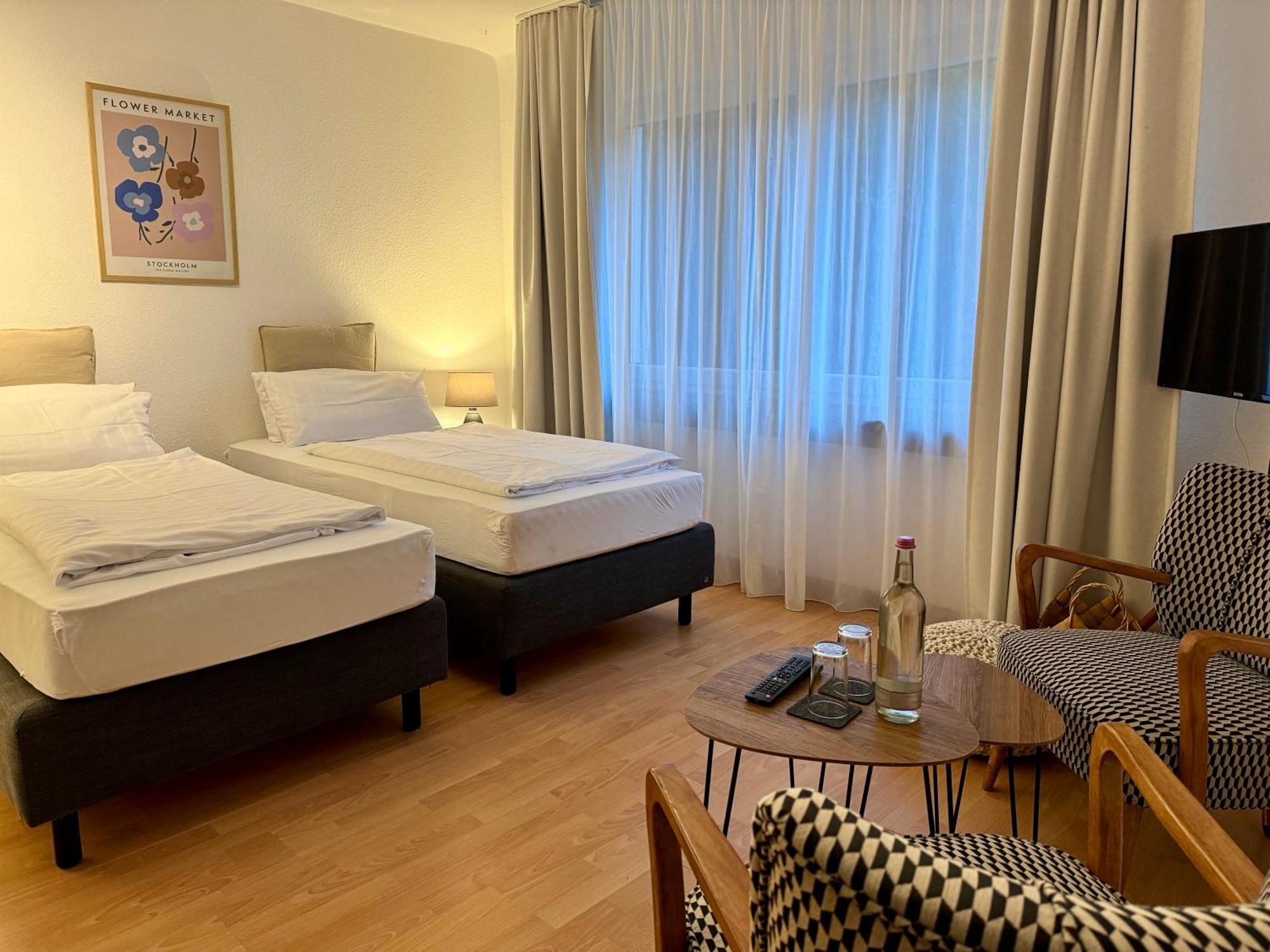Hotel Alte Muehle Бад Бертрих Екстериор снимка
