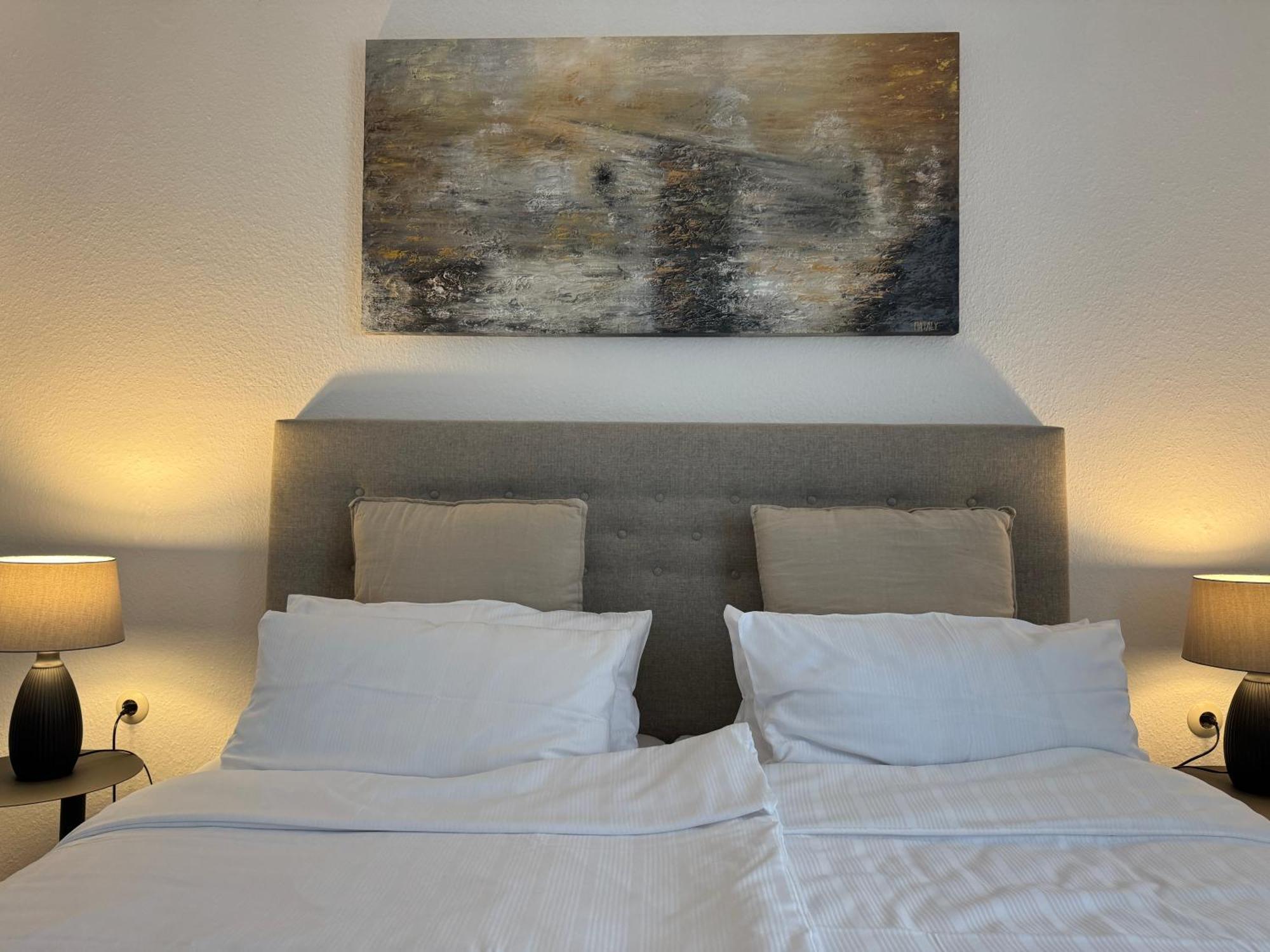 Hotel Alte Muehle Бад Бертрих Екстериор снимка
